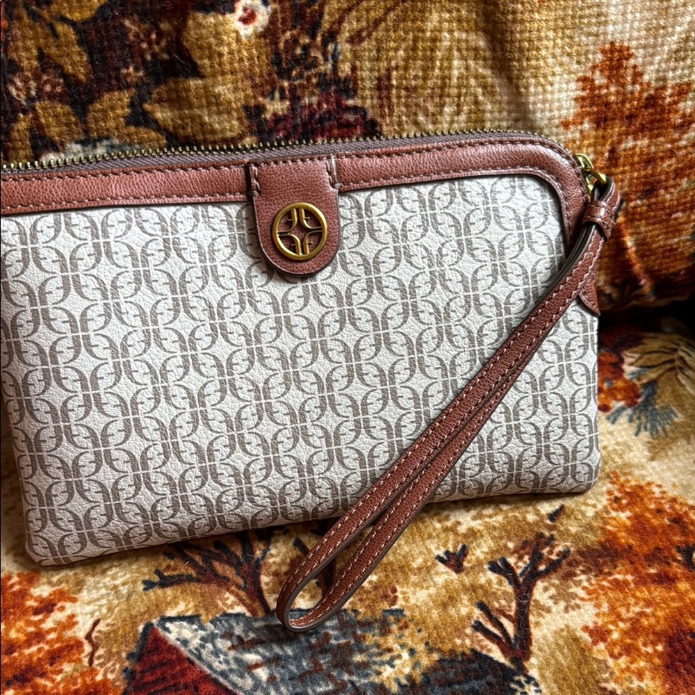 Fossil Brown and Cream Designer Wristlet